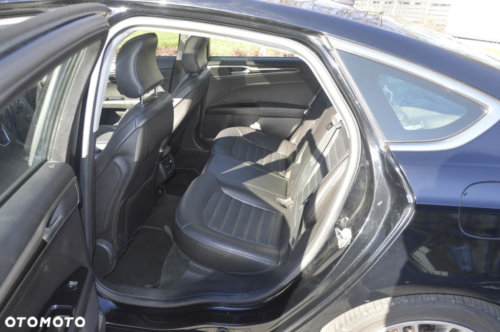 Ford Mondeo - 9