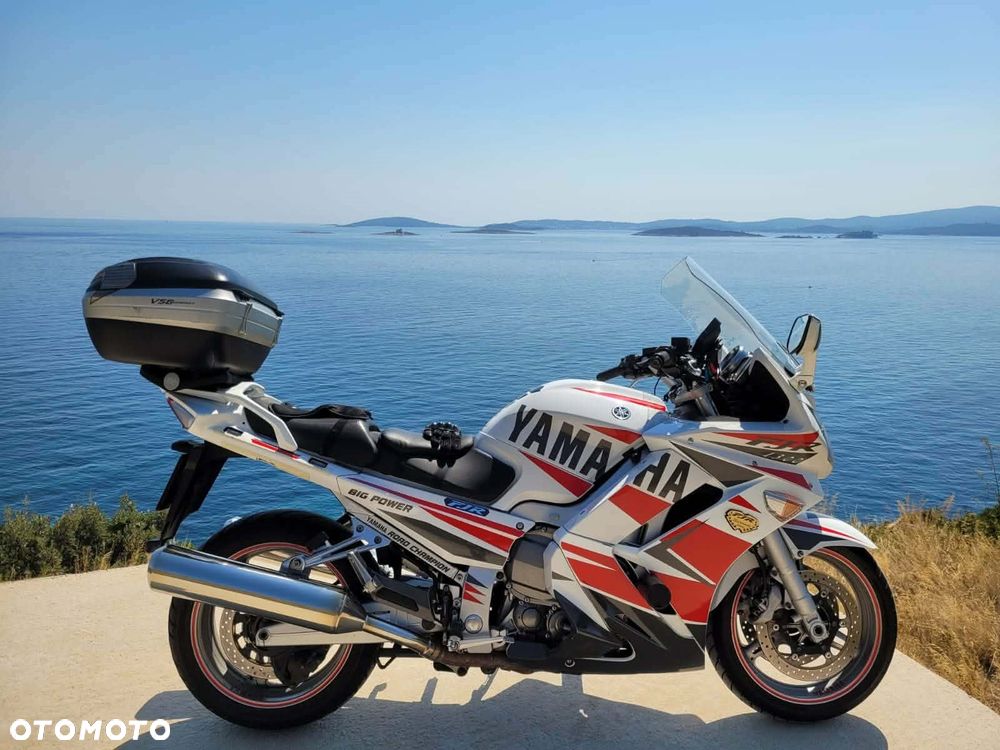 Yamaha FJR - 3