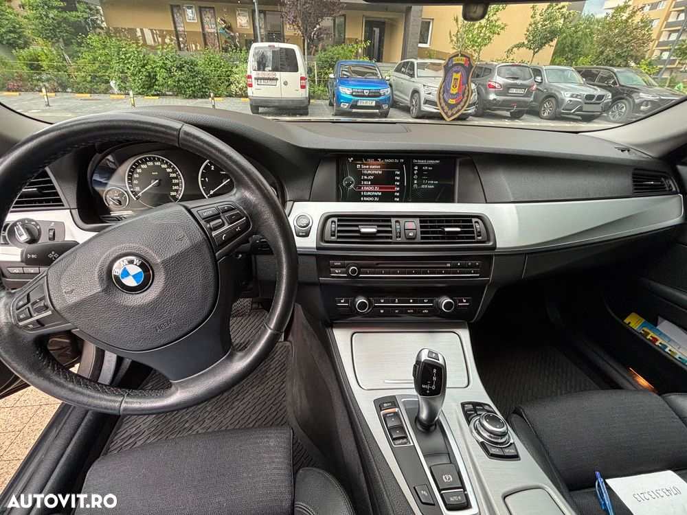 BMW Seria 5 520d - 11