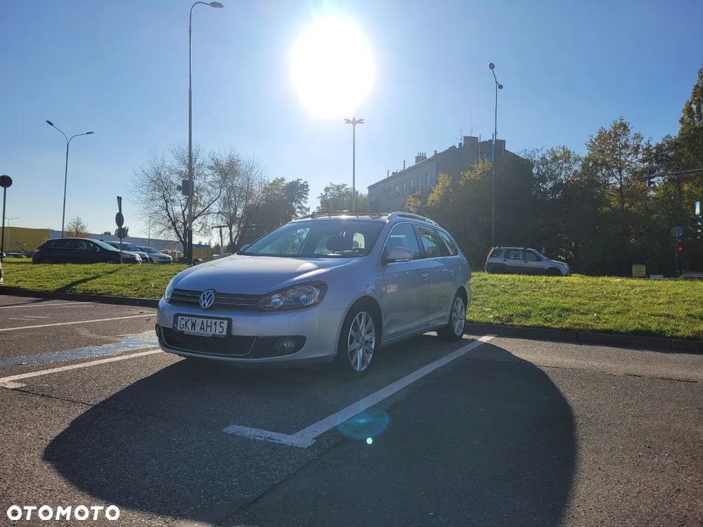 Volkswagen Golf 1.6 TDI DPF Highline - 12