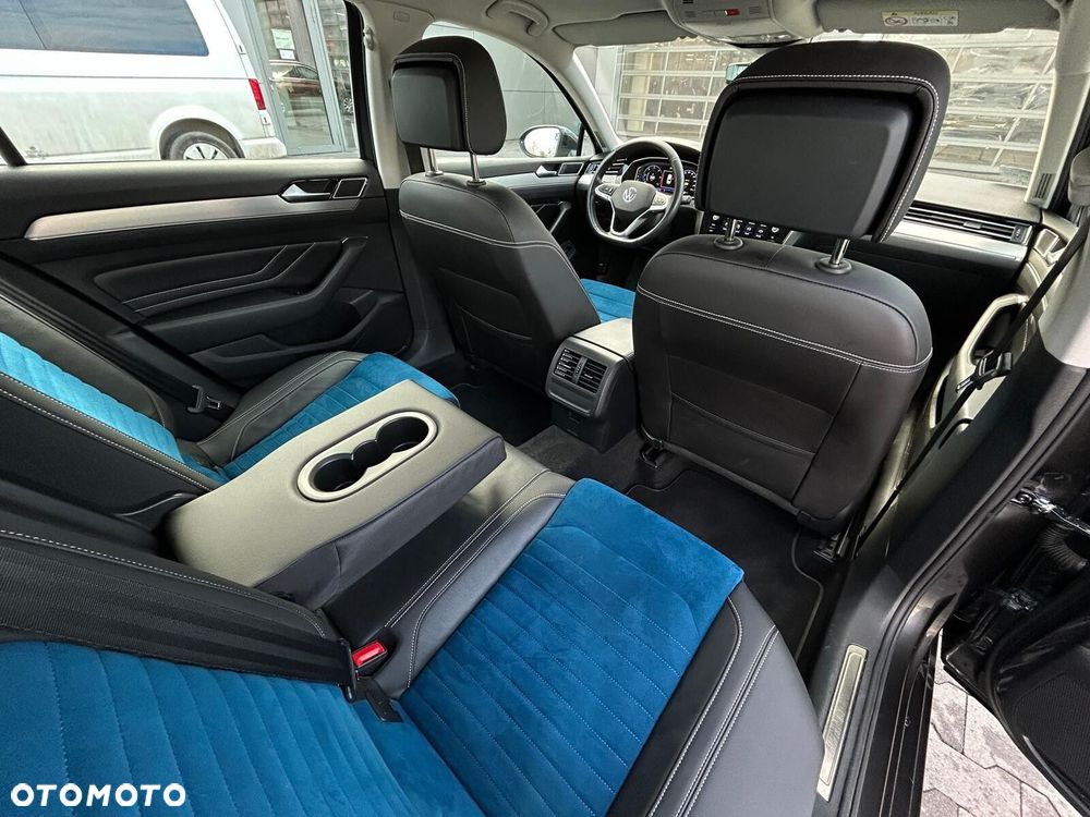 Volkswagen Passat 2.0 TDI Elegance DSG - 10