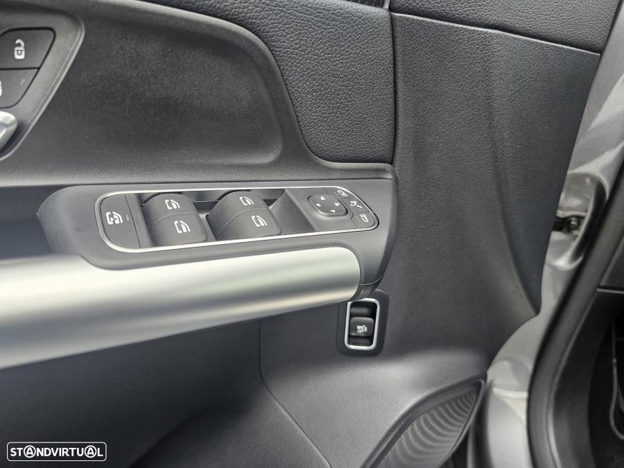 Mercedes-Benz EQA 250+ Progressive - 34