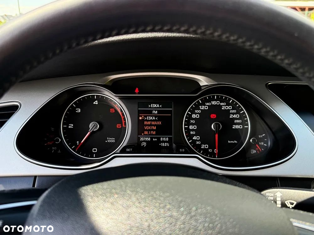 Audi A4 Avant 2.0 TDI DPF Attraction - 28