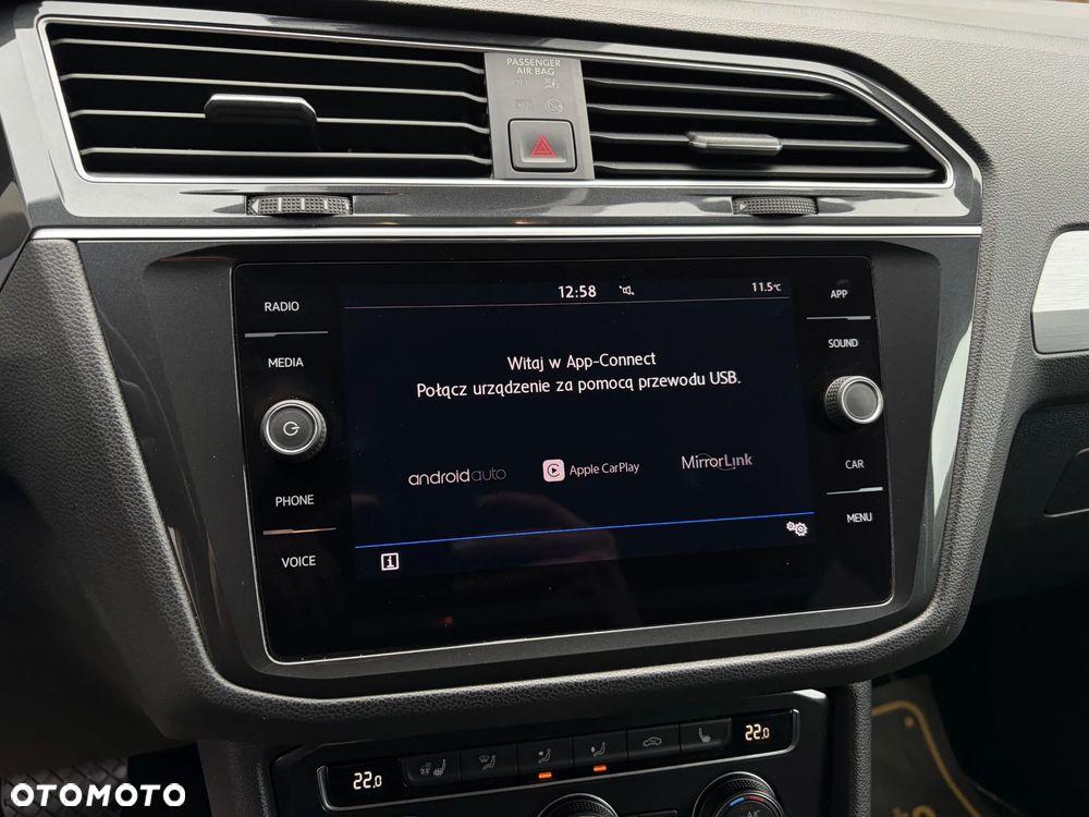 Volkswagen Tiguan - 26