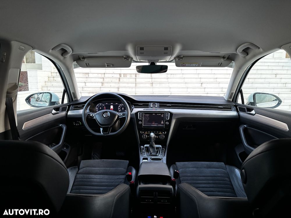 Volkswagen Passat 2.0 TDI DSG Highline - 9