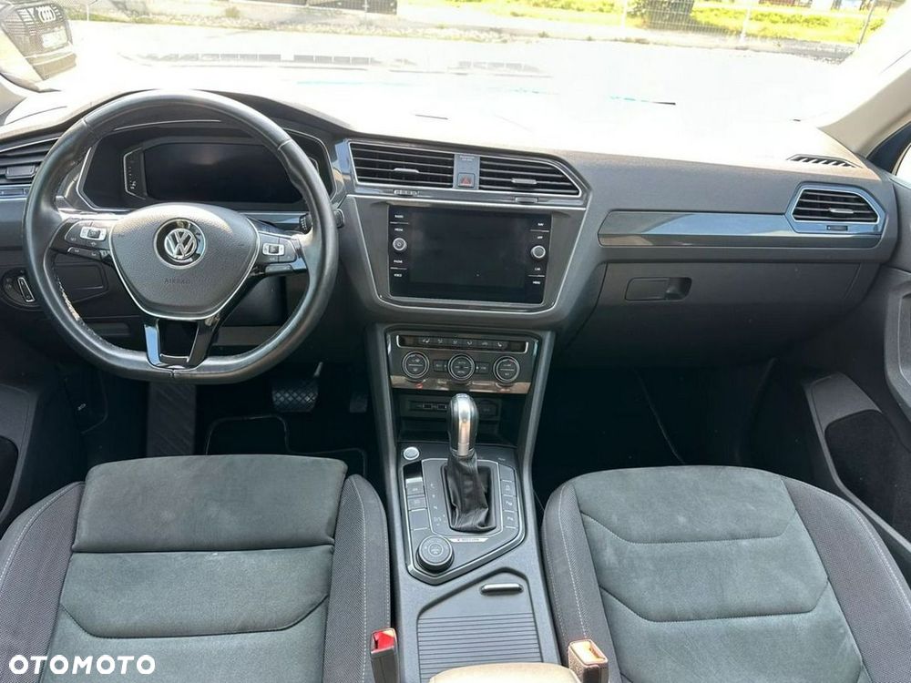 Volkswagen Tiguan - 13