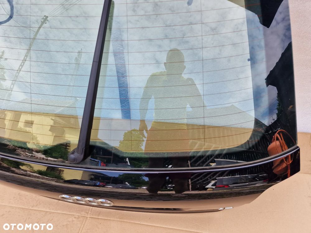 AUDI A3 8P 8P0 LIFT 03-12 3D KLAPA TYLNA TYLNIA TYŁ / KOLOR CZARNY METALIK / IDEALNA , NR AUKCJI KL5 - 4