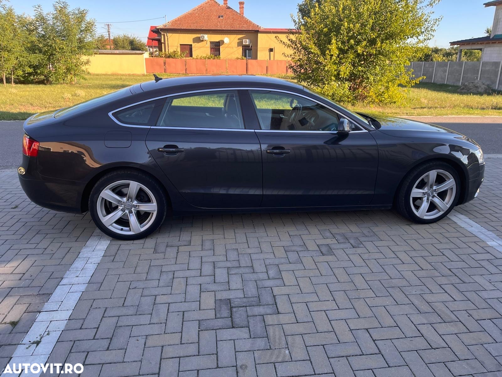 Audi A5 Sportback 2.0 TDI - 10