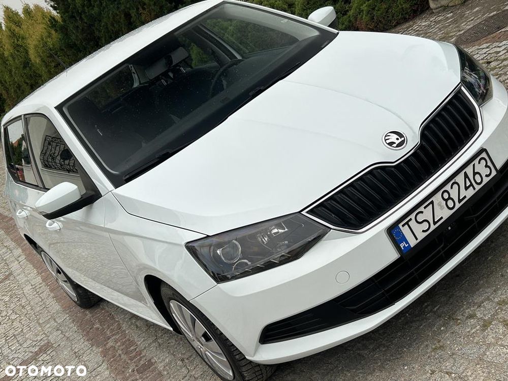 Skoda Fabia - 23