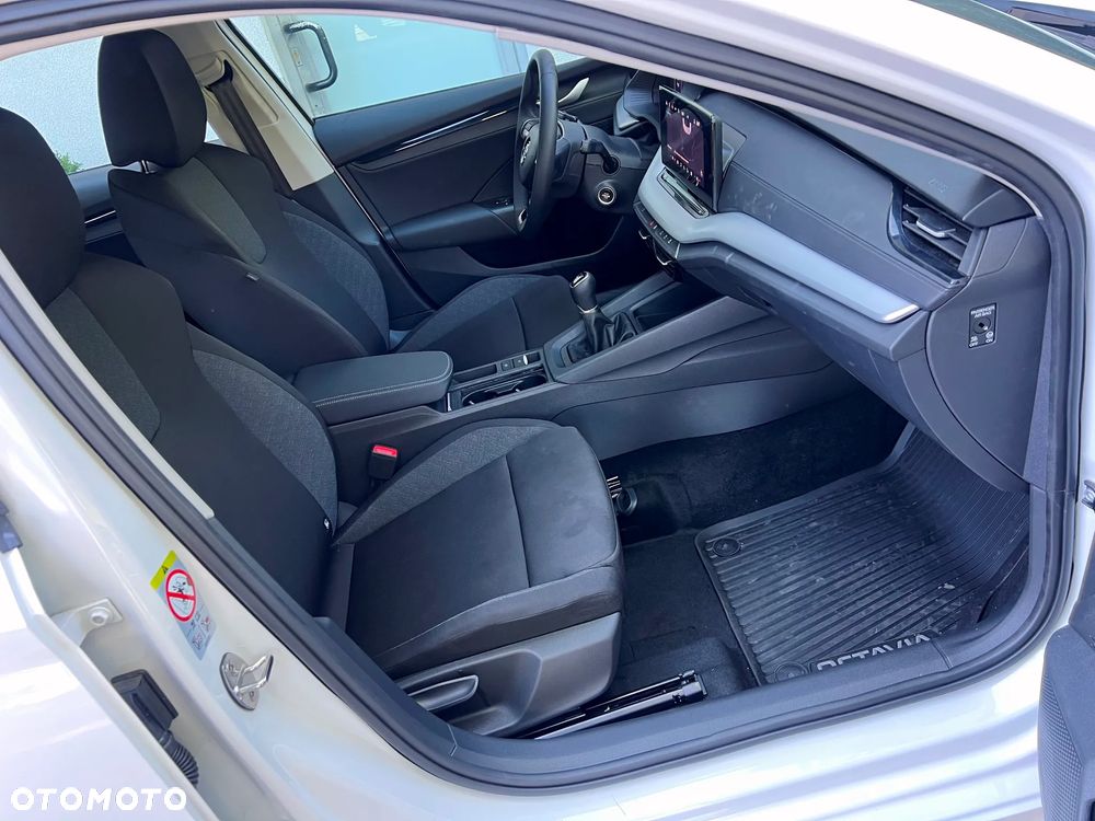 Skoda Octavia 1.5 TSI Edition 130 Essence - 21