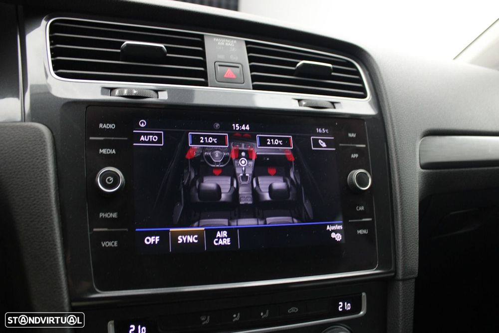 VW Golf Variant 1.6 TDi Confortline - 17