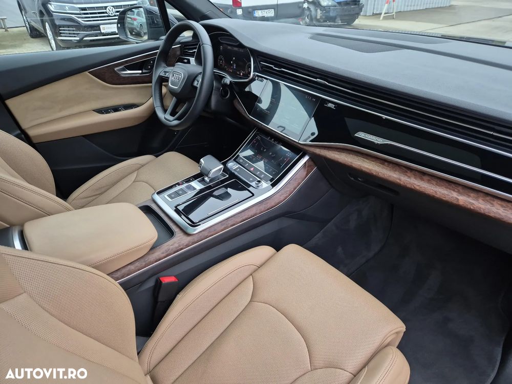 Audi Q7 3.0 50 TDI quattro Tiptronic S Line - 25