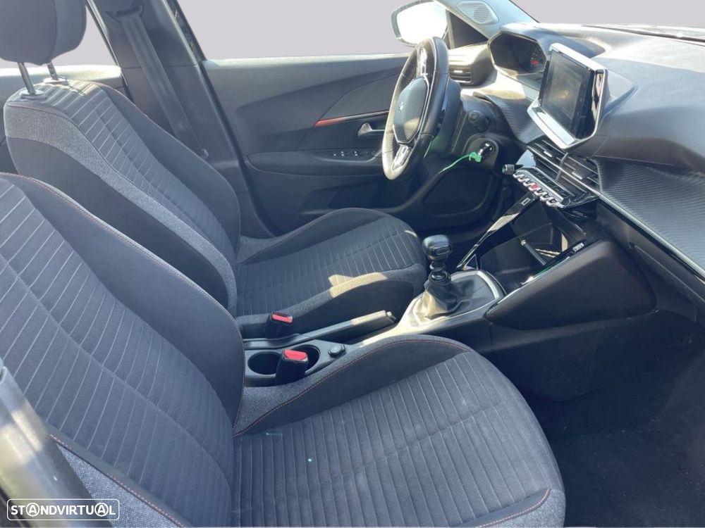 Peugeot 2008 - 3