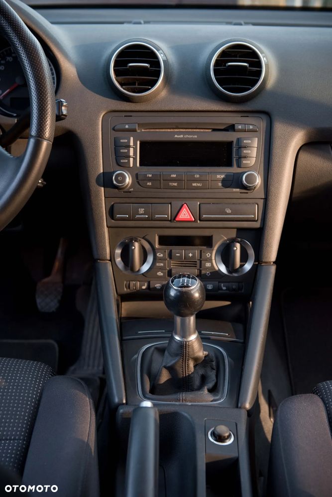 Audi A3 Sportback 1.4 TFSI Ambiente - 6