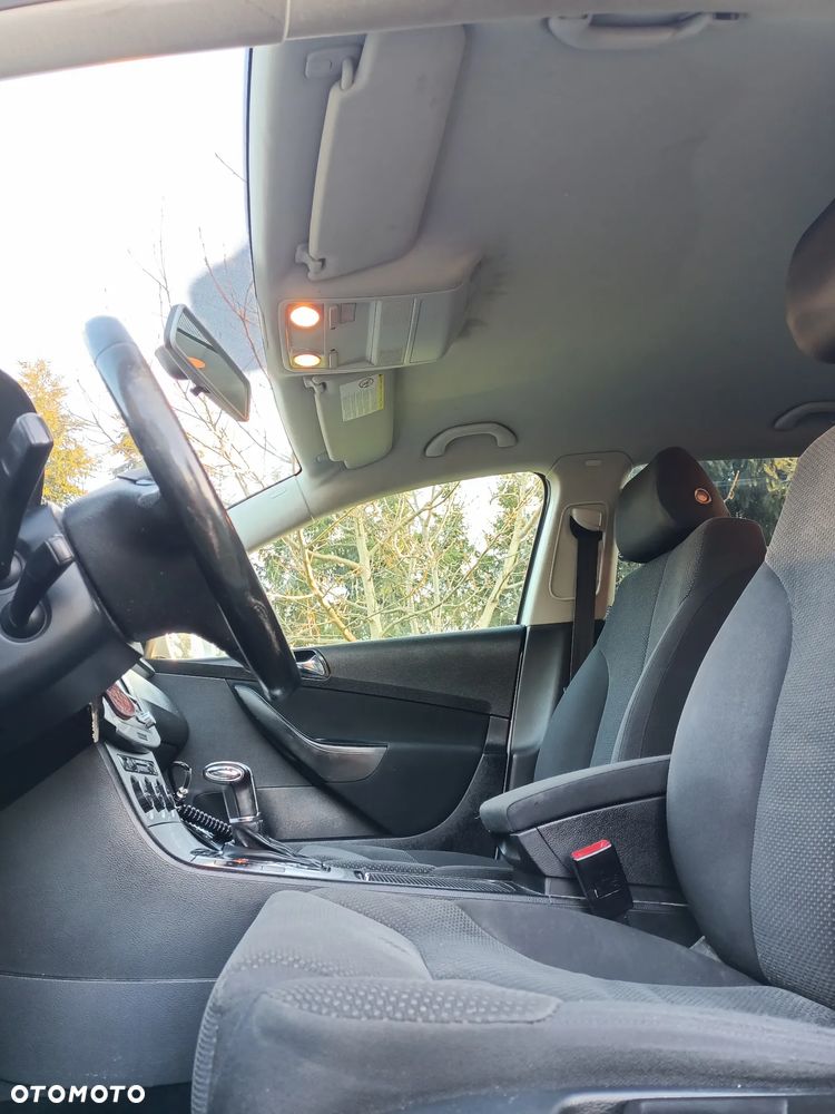Volkswagen Passat 2.0 TDI DPF Comfortline DSG - 19