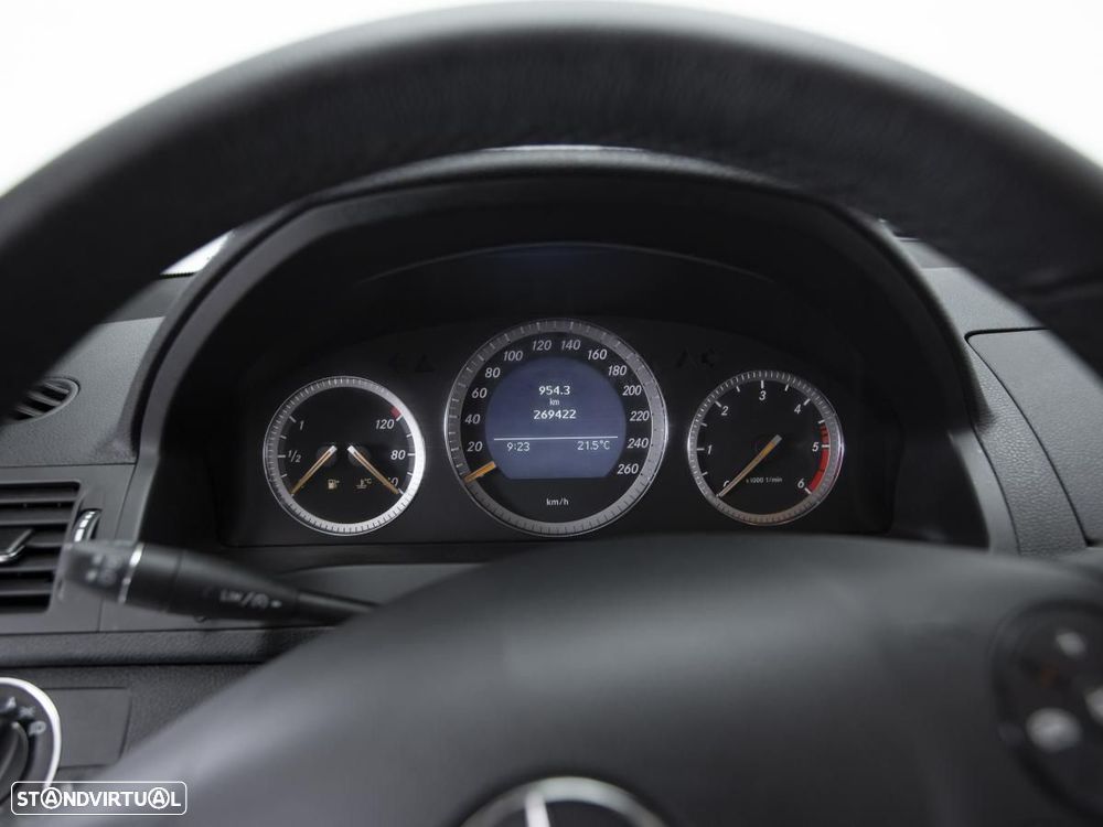 Mercedes-Benz C 200 - 16