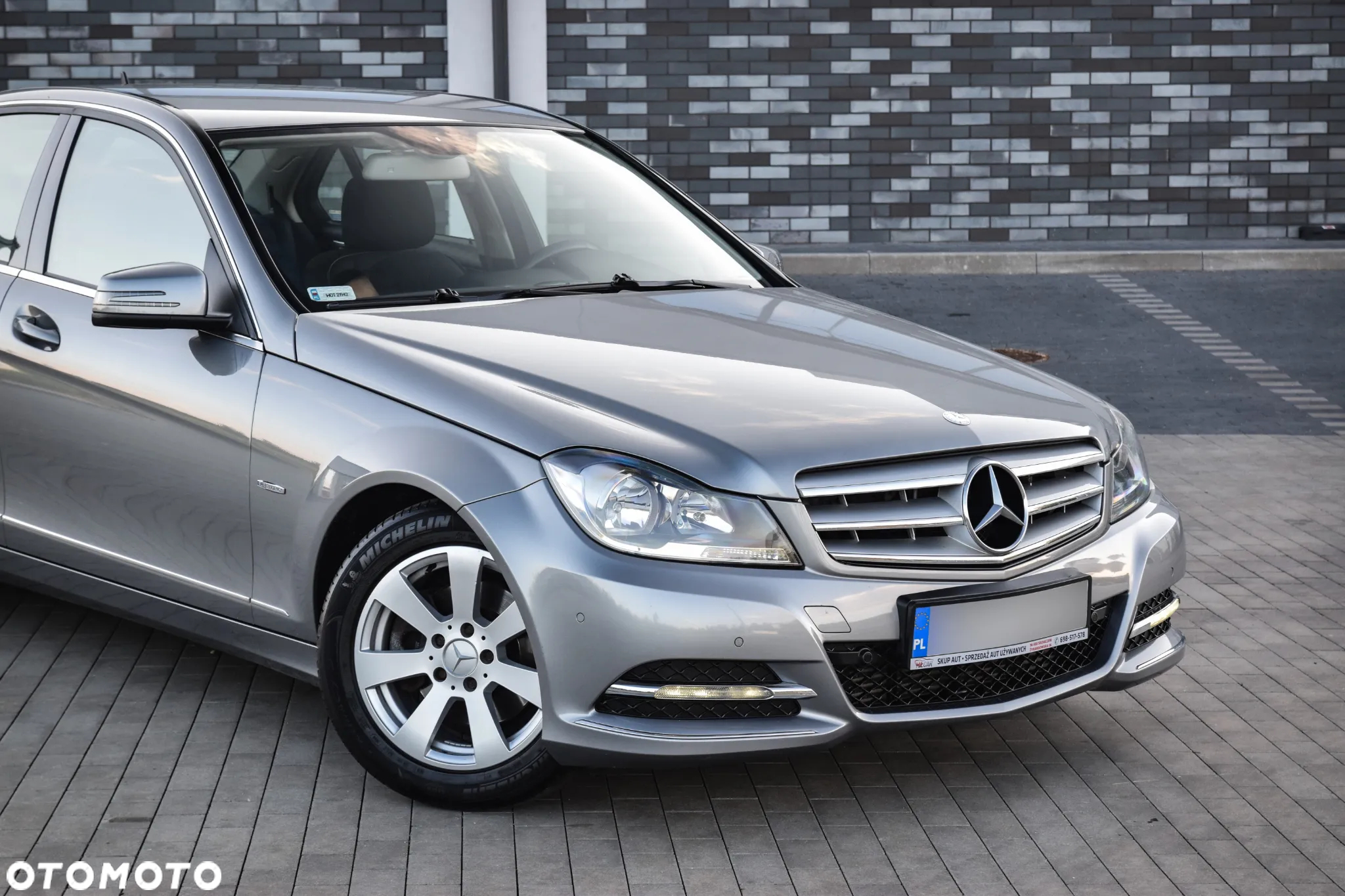Mercedes-Benz Klasa C 200 (BlueEFFICIENCY) 7G-TRONIC Elegance - 4