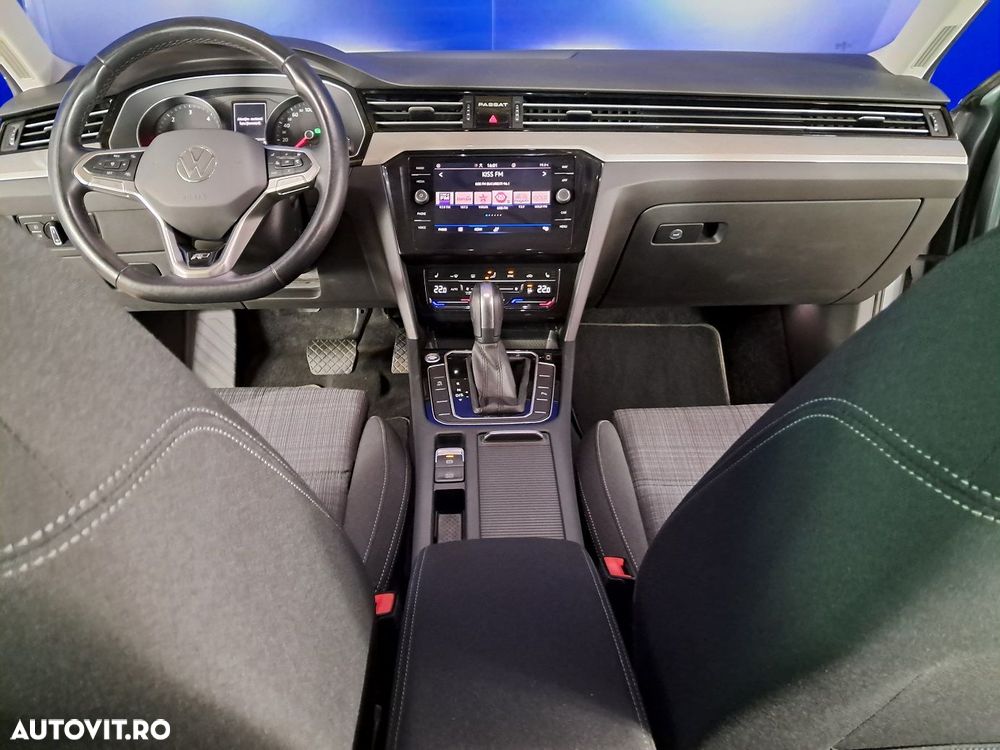 Volkswagen Passat - 15