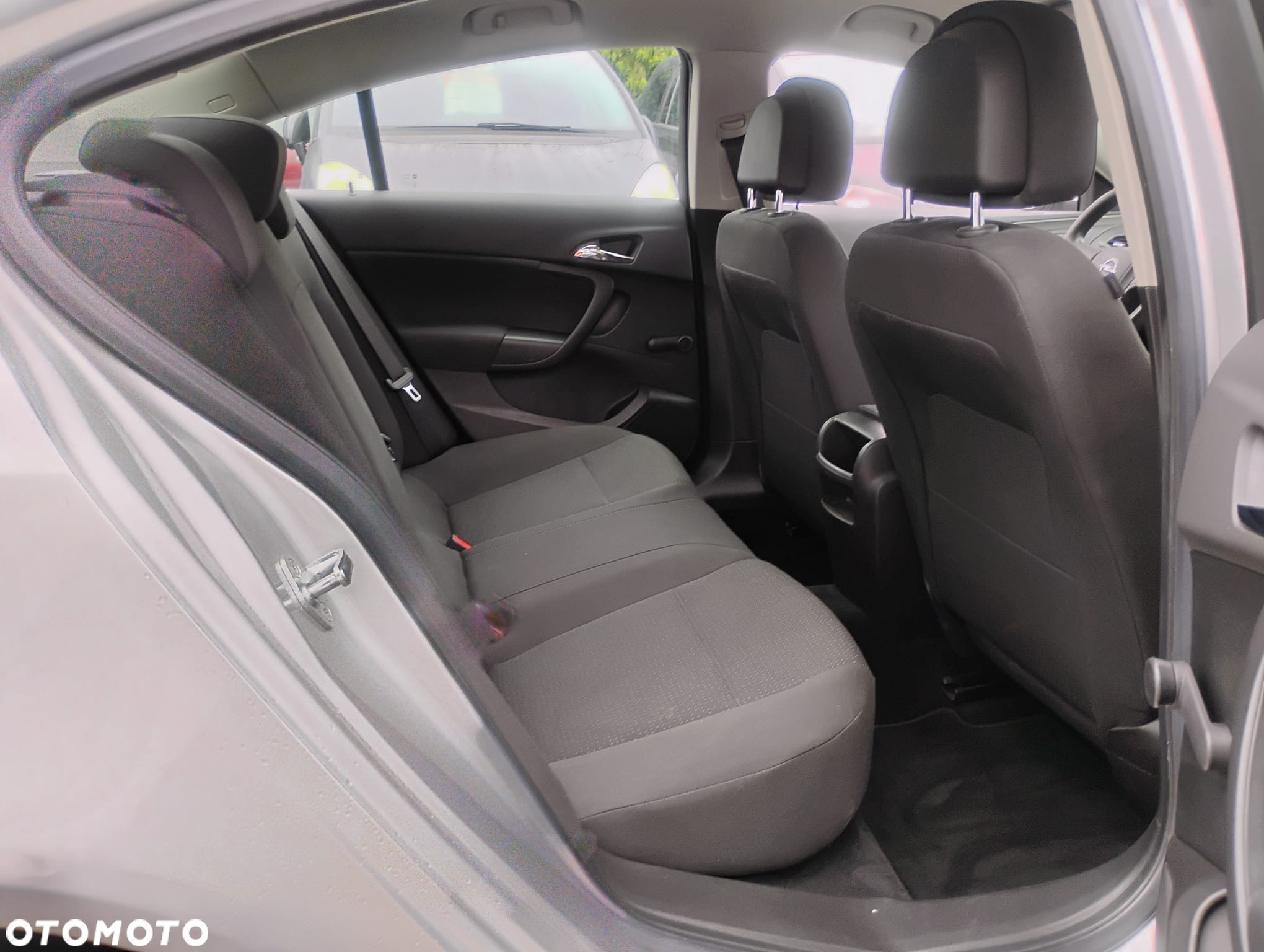 Opel Insignia 1.6 Design Edition - 20