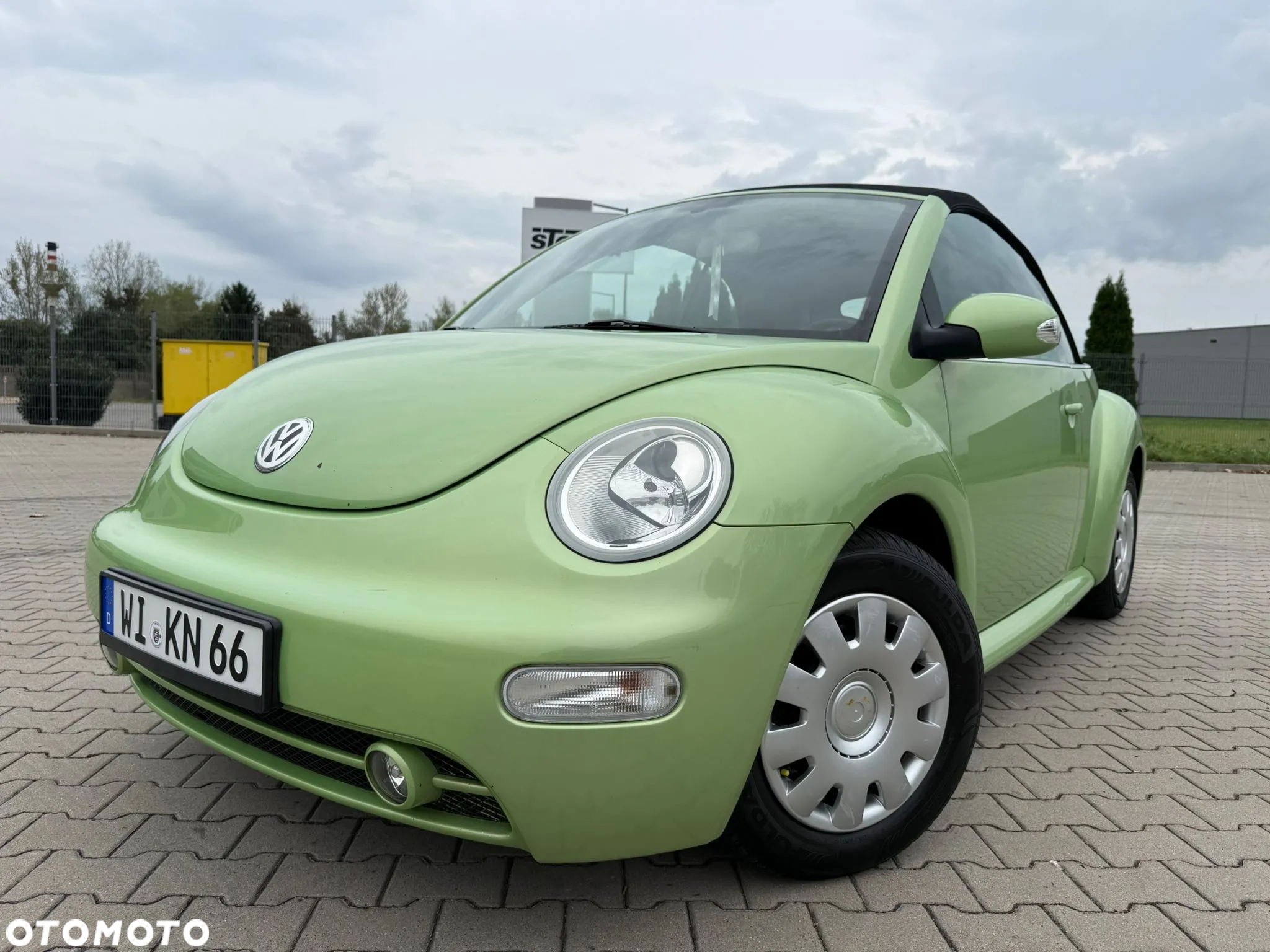 Volkswagen New Beetle Cabriolet 2.0 United - 19