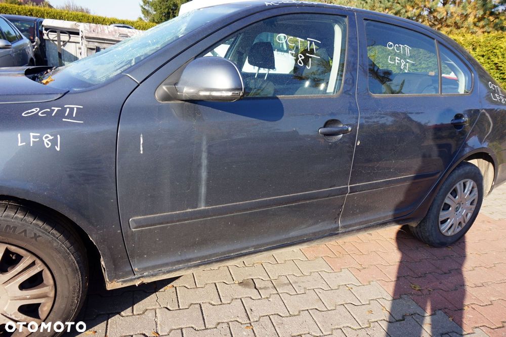 DRZWI PRZEDNIE LEWE OCTAVIA II 1Z3 LIFT LB LIFTBACK LF8J 9153  SZARY SKODA 2008-2013 - 4