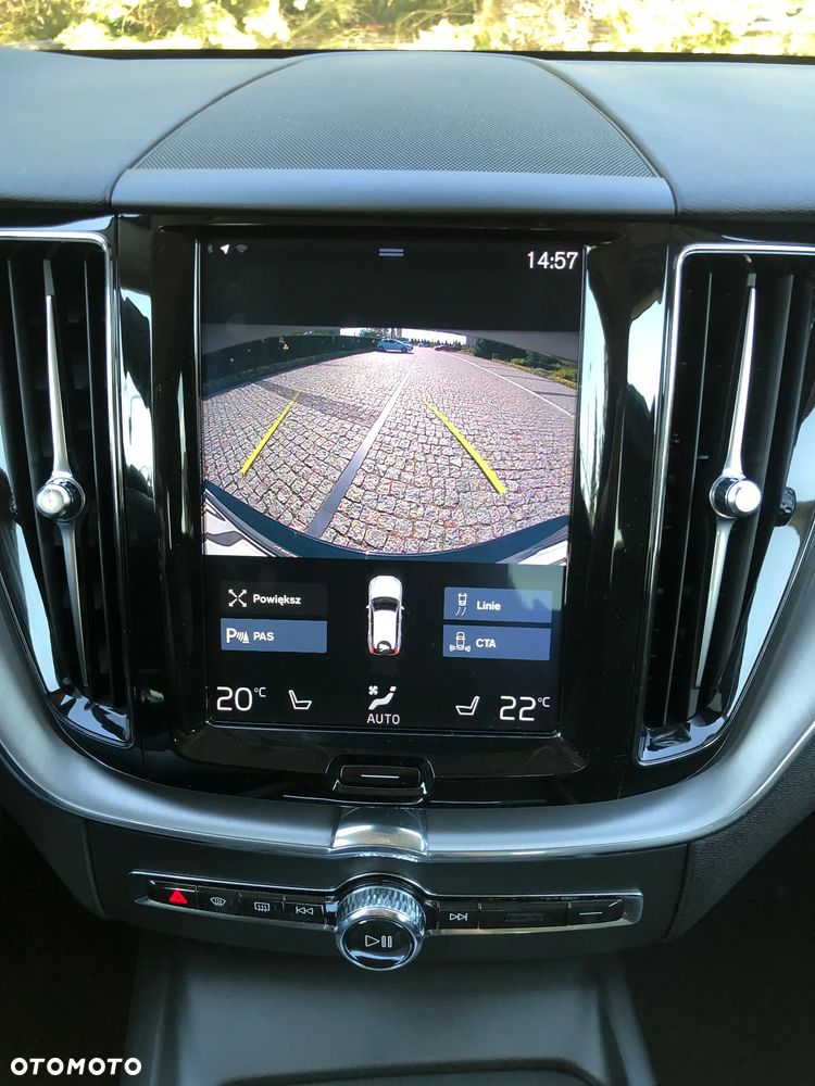 Volvo XC 60 D4 Momentum Pro - 35