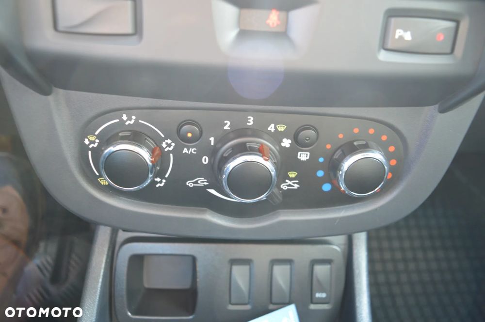 Dacia Duster 1.6 Laureate Euro5 - 18