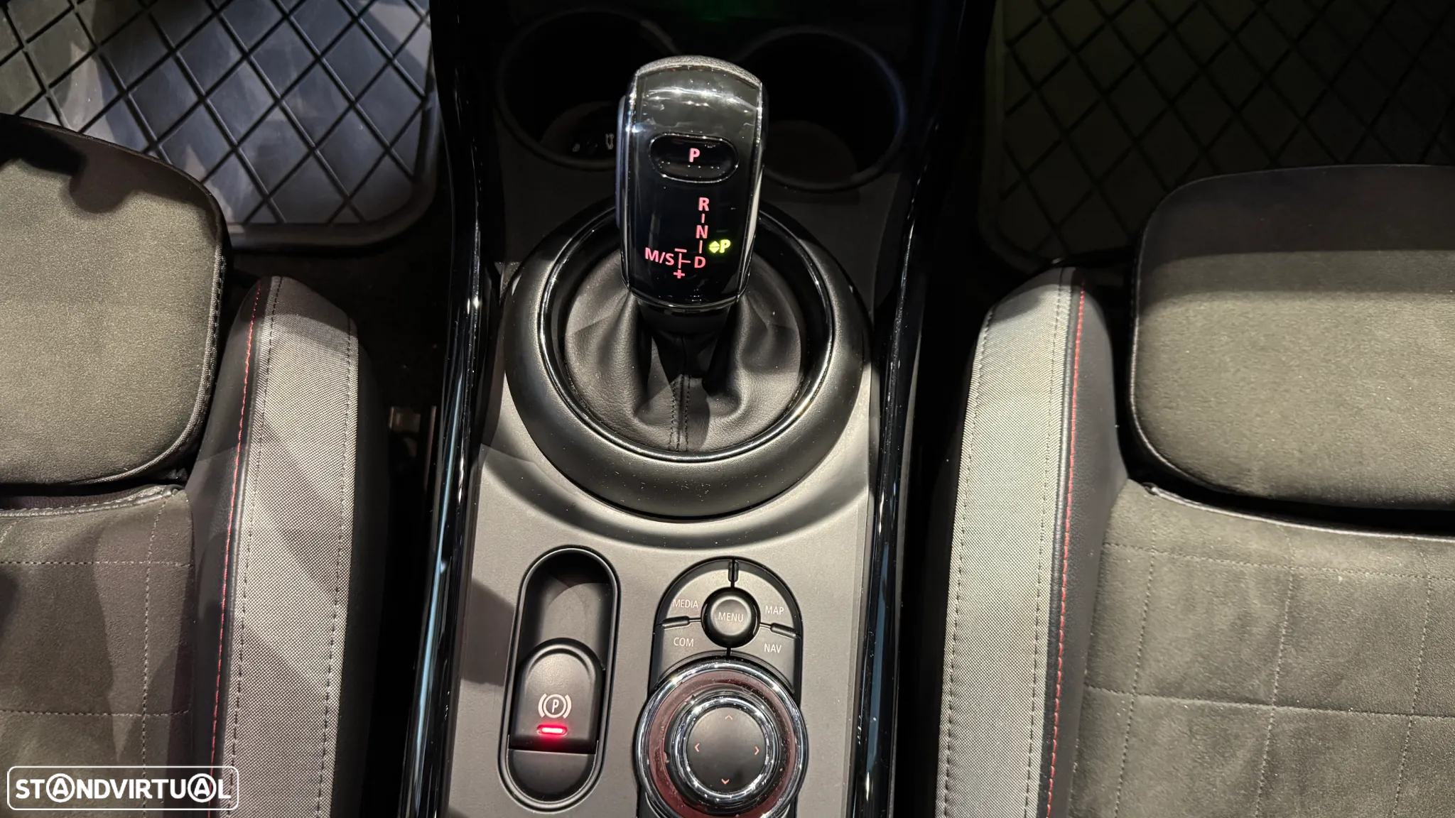 MINI Clubman John Cooper Works Plus ALL4 - 32