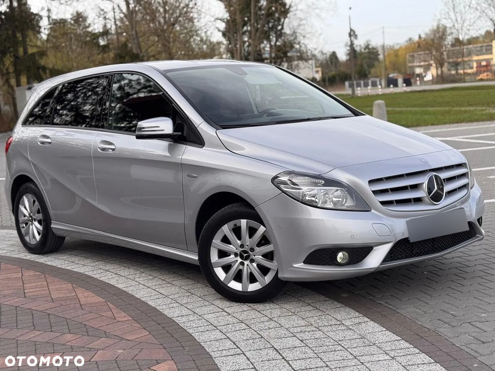 Mercedes-Benz Klasa B 180 (BlueEFFICIENCY) - 12