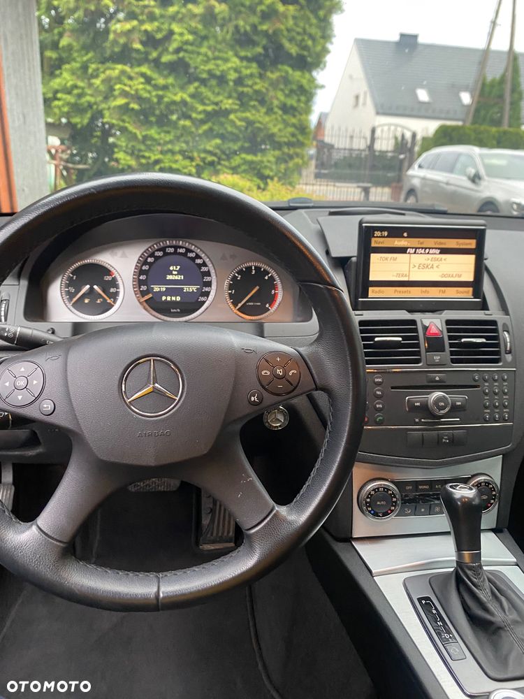 Mercedes-Benz Klasa C 320 CDI Avantgarde 4-Matic - 40