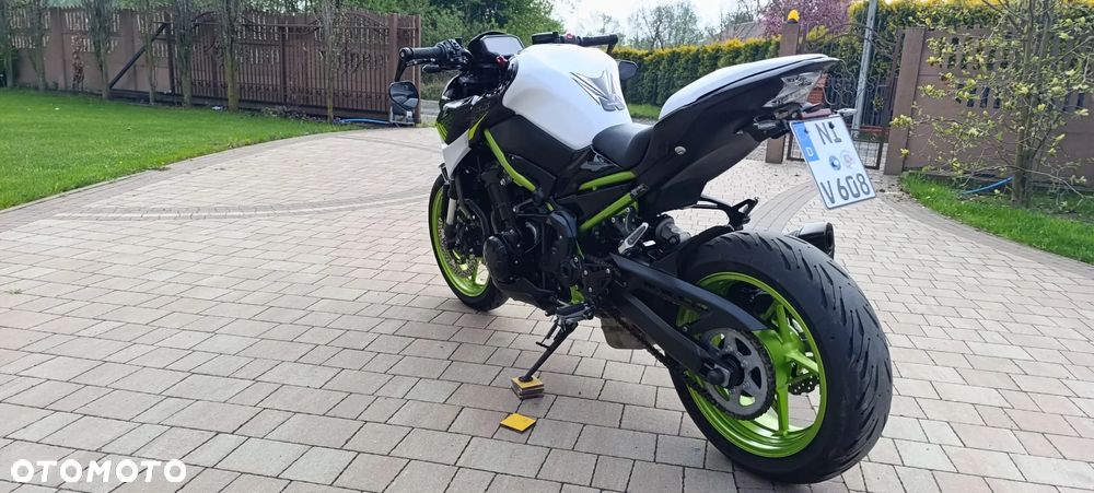 Kawasaki Z 900 - 7