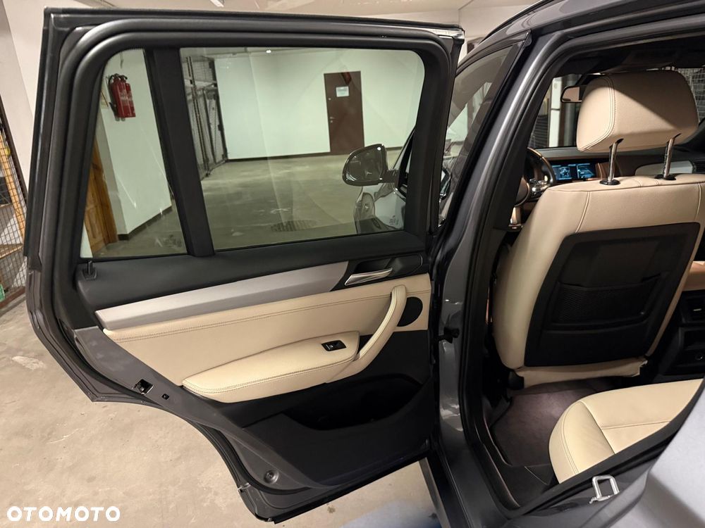 BMW X3 xDrive20d - 22
