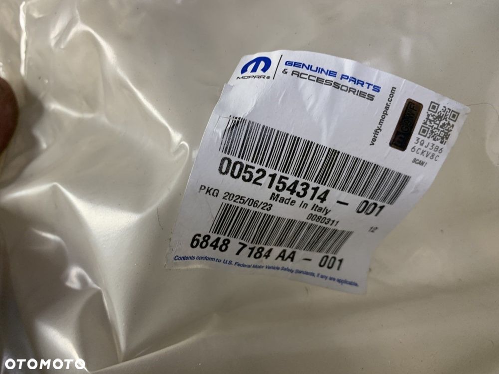 NOWA ORYGINALNA MASKA  POKRYWA SILNIKA JEEP COMPASS II 2 17-26r 52154314 68487184AA - 9