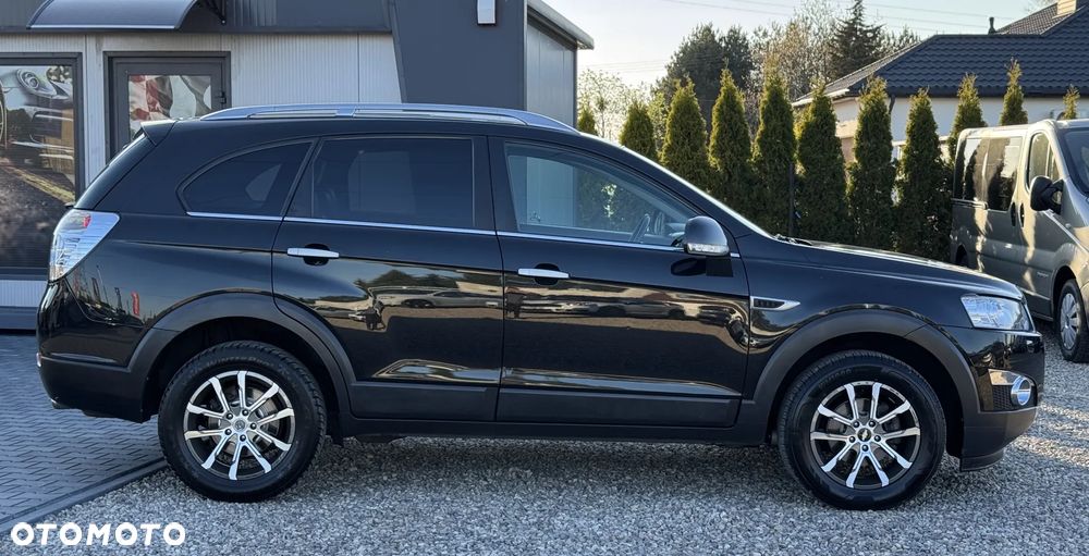 Chevrolet Captiva 3.0 4WD LTZ - 7