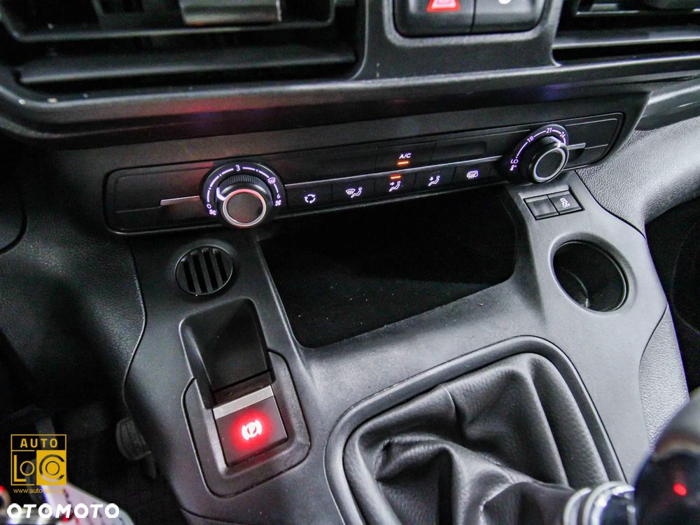 Citroën BERLINGO FURGON LONG L2 - 20
