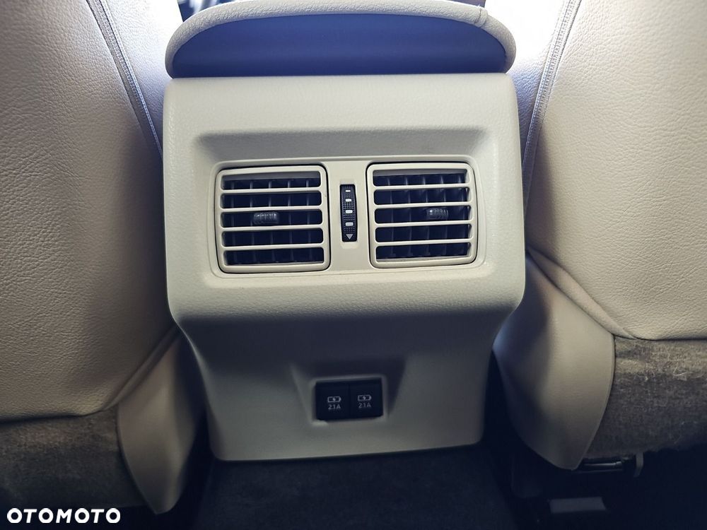 Toyota Camry 2.5 Hybrid Executive CVT - 15