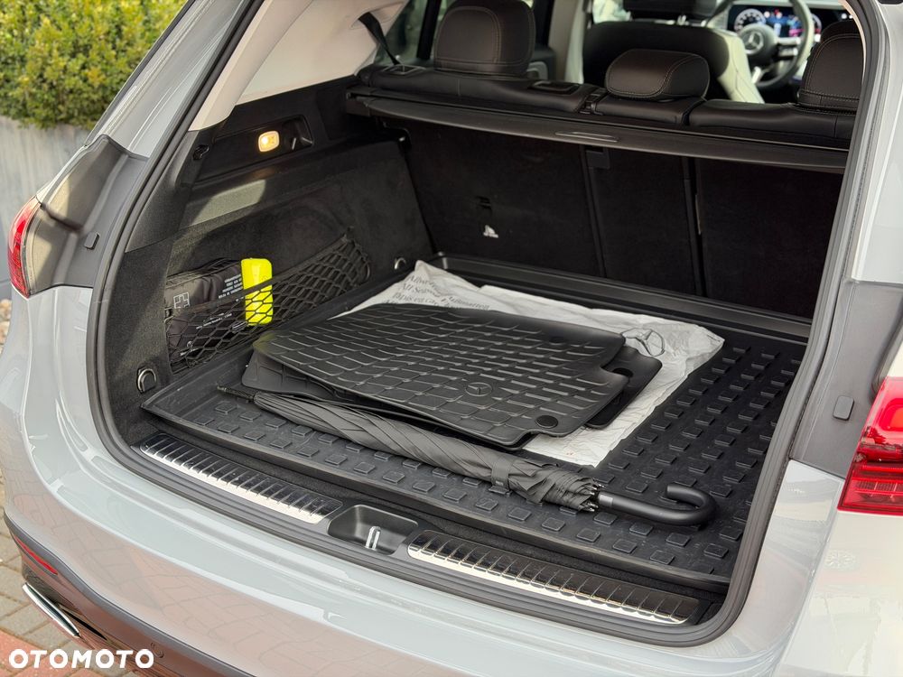 Mercedes-Benz GLE 300 d 4Matic 9G-TRONIC AMG Line Advanced Plus - 24