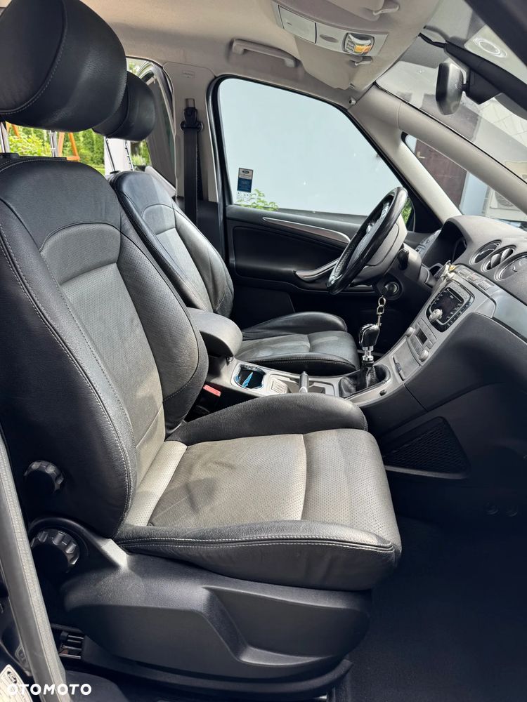 Ford S-Max 2.2 TDCi Titanium - 9