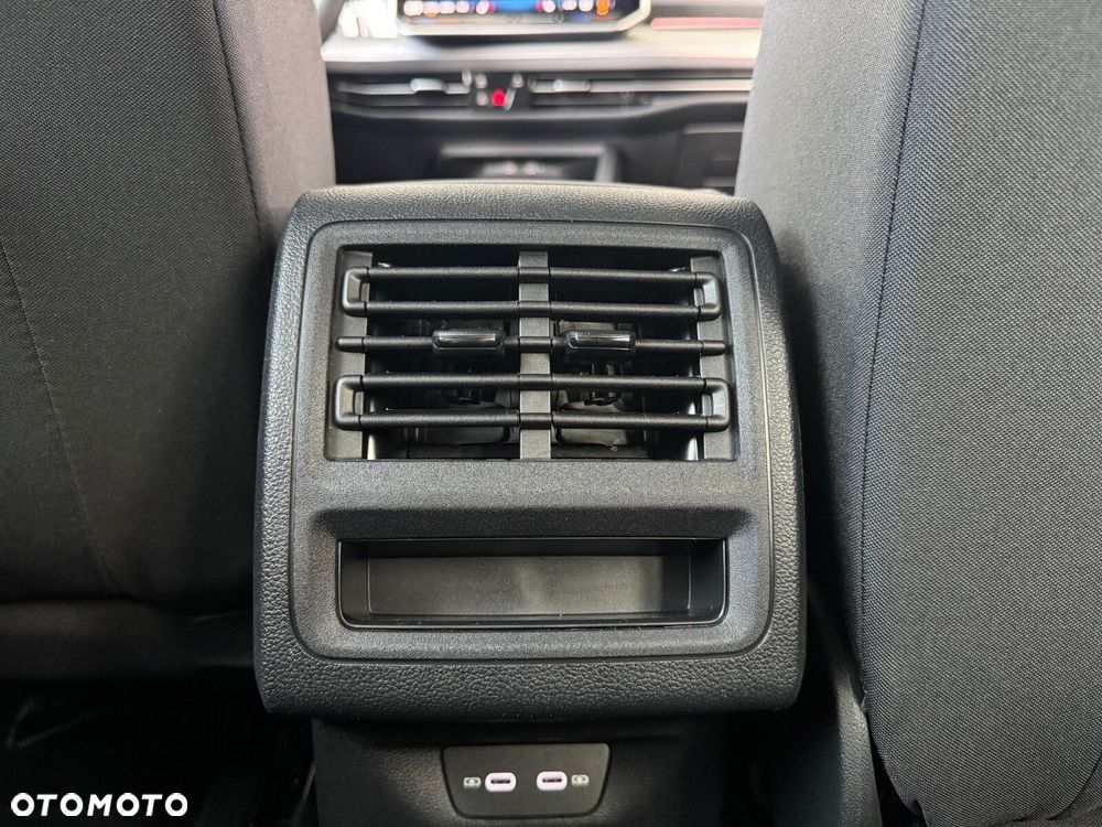 Volkswagen Golf - 13