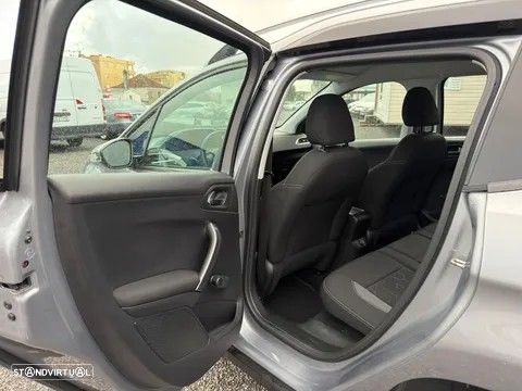 Peugeot 2008 1.2 PureTech Active - 26