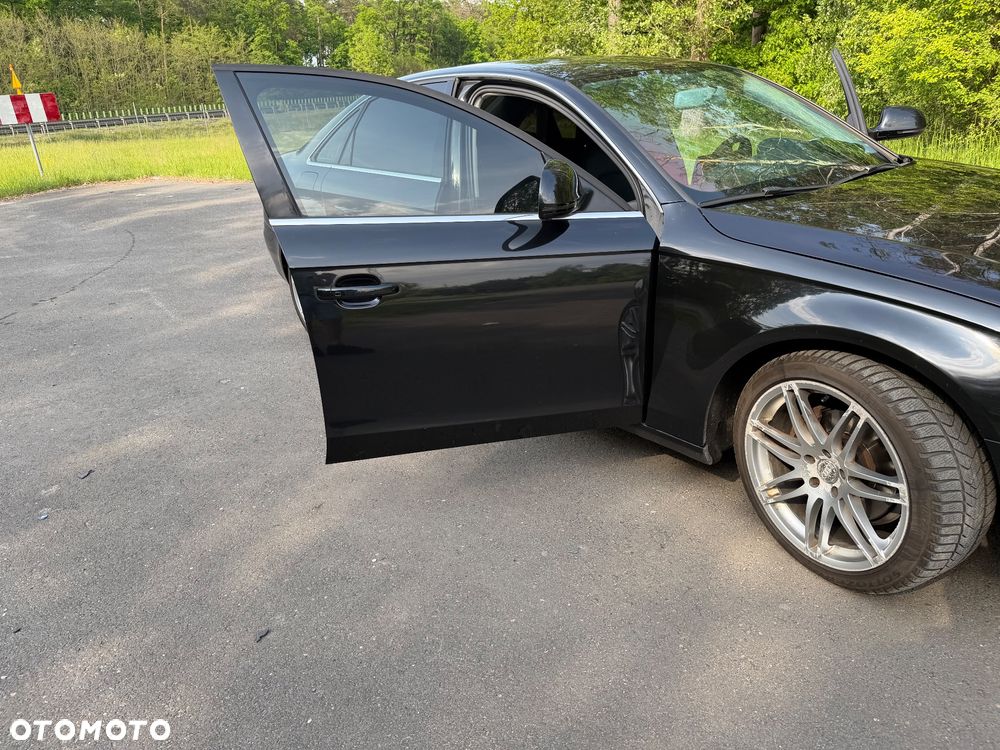 Audi A4 Limousine - 6