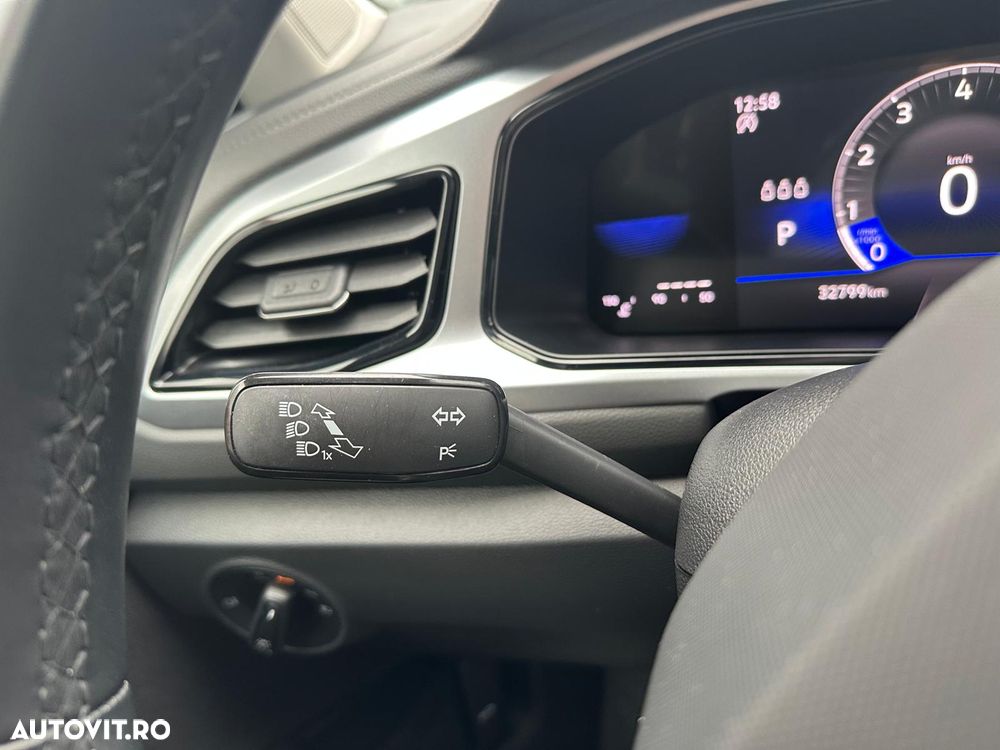 Volkswagen T-Roc 1.5 TSI DSG Style - 23