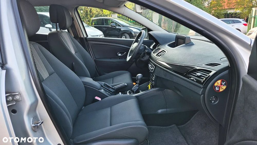 Renault Megane 1.6 16V 110 Paris Business - 38