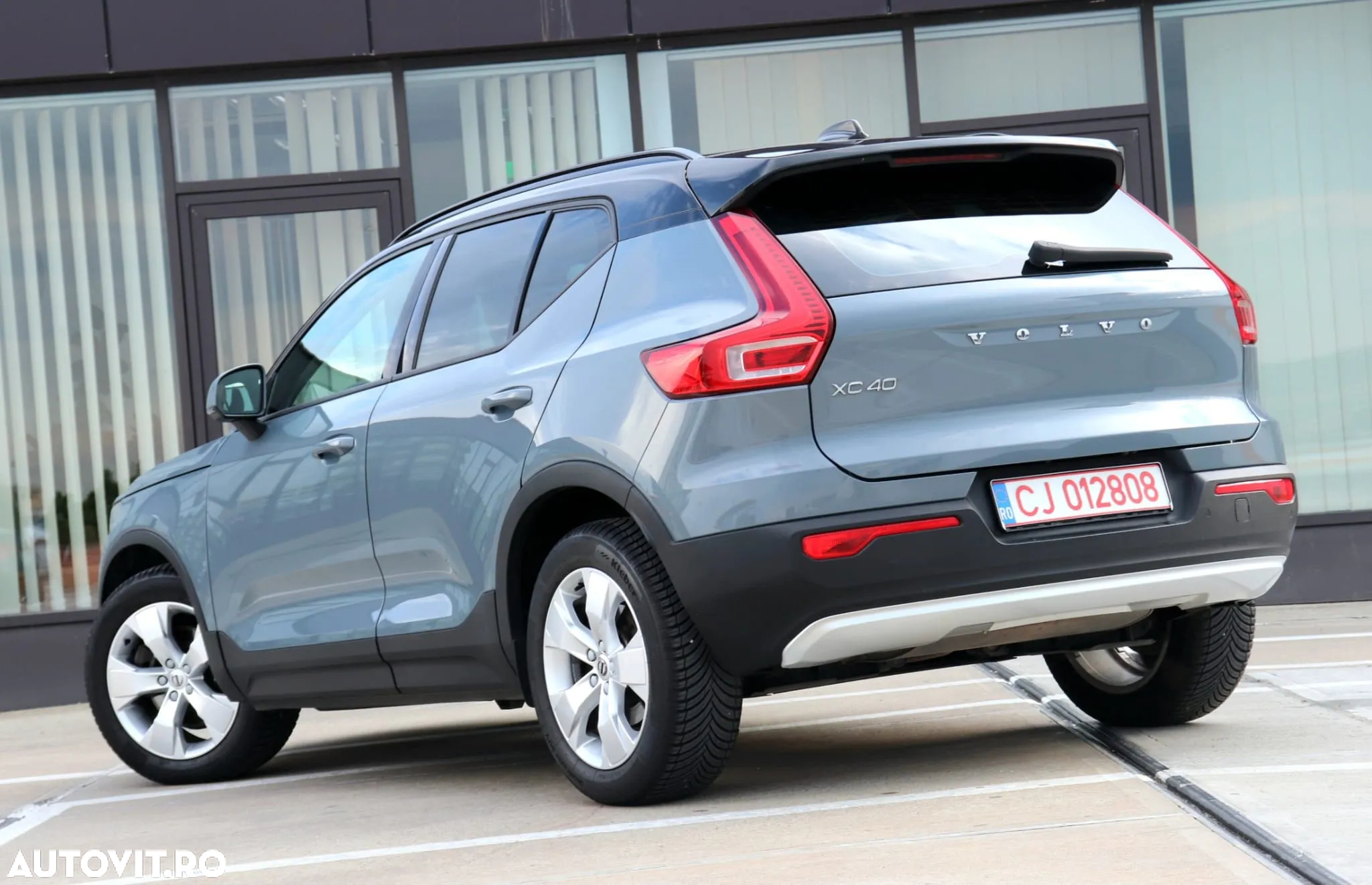 Volvo XC 40 D3 AWD Momentum - 4