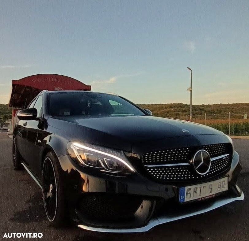 Mercedes-Benz C 43 AMG 4Matic 9G-TRONIC - 3