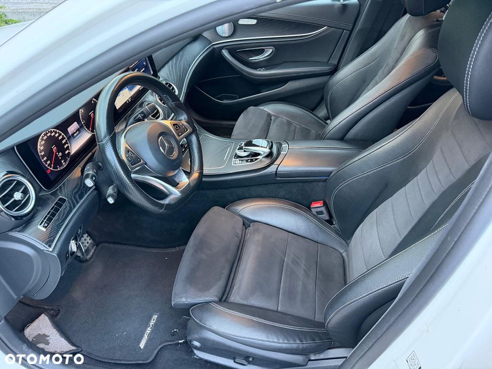 Mercedes-Benz Klasa E 220 d 4-Matic 9G-TRONIC - 6