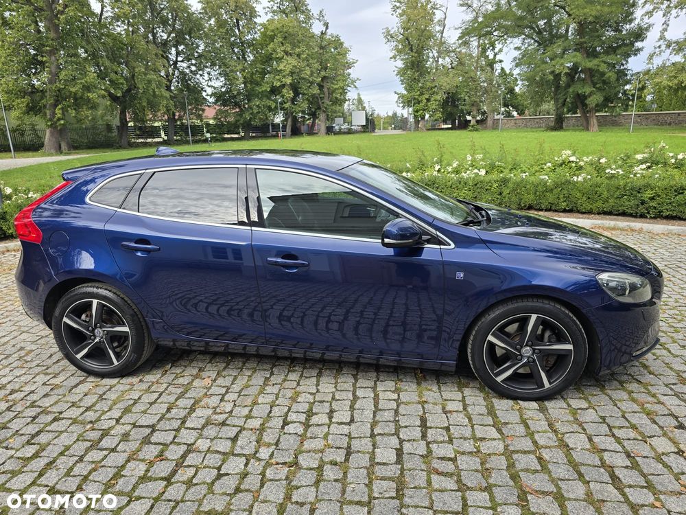 Volvo V40 D4 Ocean Race - 4
