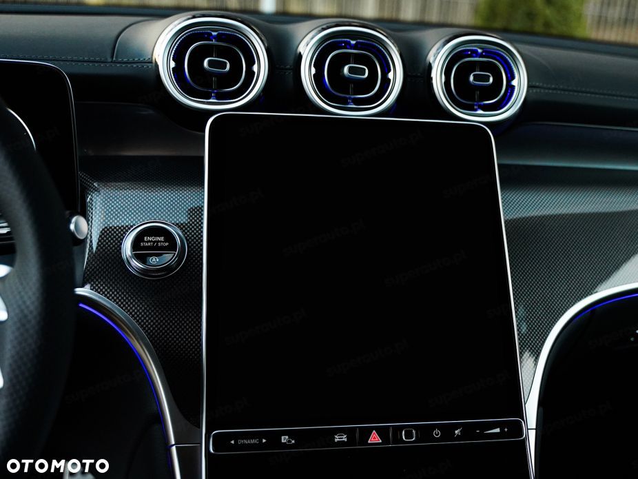 Mercedes-Benz GLC - 12