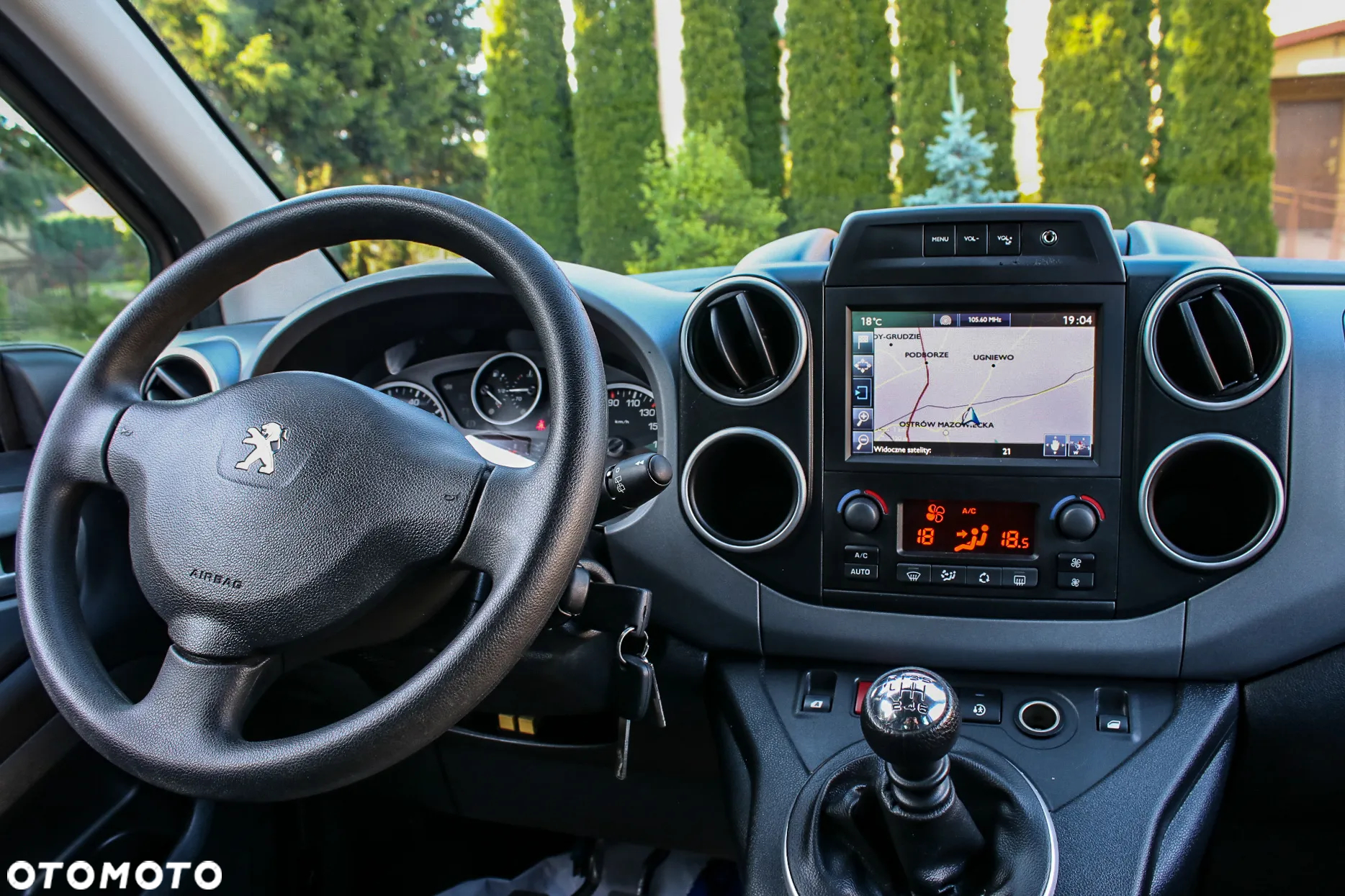 Peugeot Partner Tepee BlueHDi 120 Stop&Start Outdoor - 32