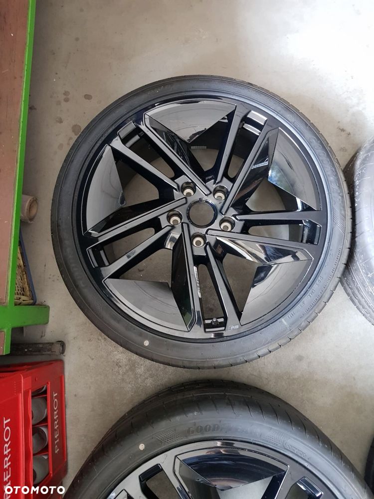 alufelgi 4j3301025m 4j3601025l audi etron rs 11.5' 9.5' 21'' 5x130 et66 60 - 6